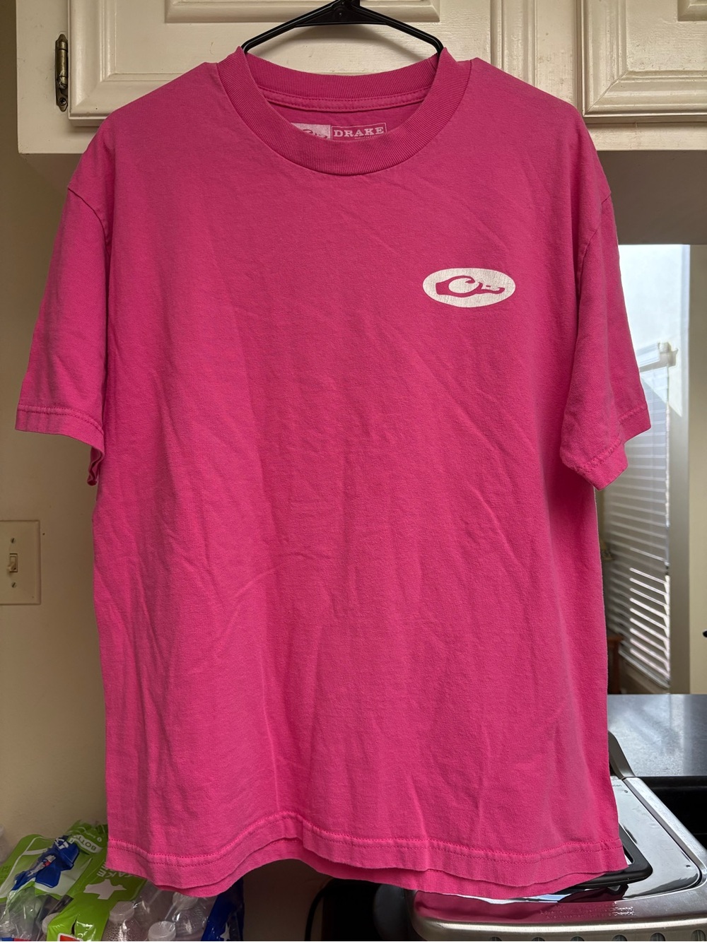 Drake Women’s T-Shirt. Size Large. Pink.